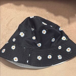 Alice + Olivia Black Floral Bucket Hat